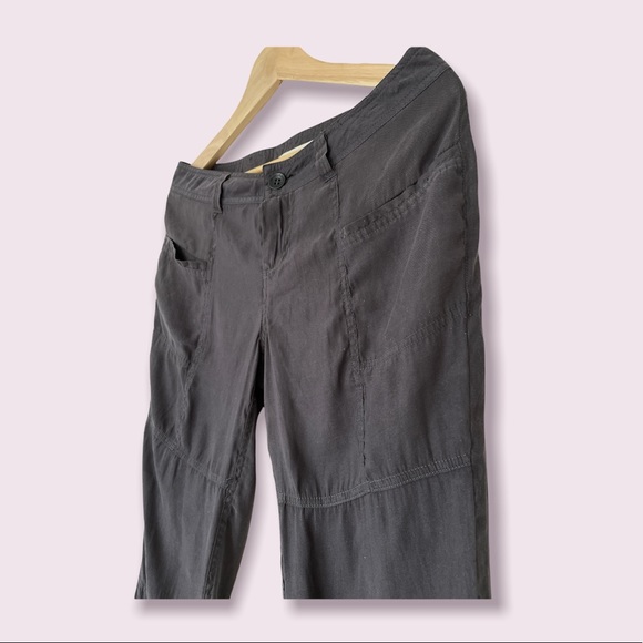 DKNY JEANS Joggers - Picture 3 of 11